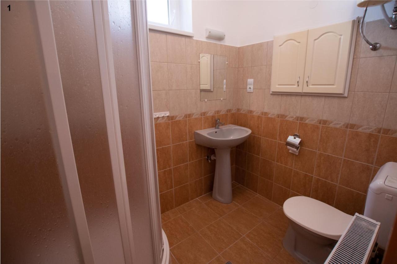 Akacfa 13 Apartman Zalakaros Luaran gambar