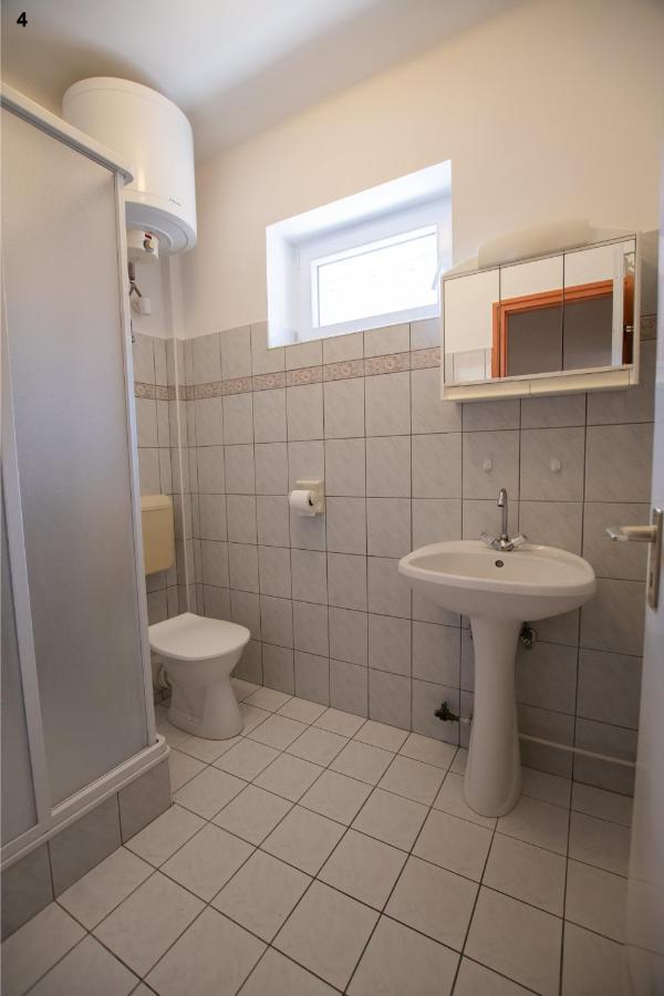 Akacfa 13 Apartman Zalakaros Luaran gambar